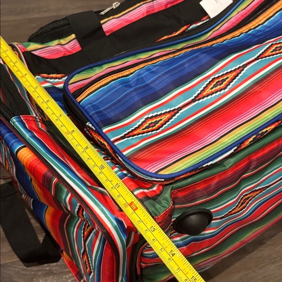 Serape Pattern Travel bag,zip large main,2 side/2 front zip,adjust strap,handle - Picture 12 of 13